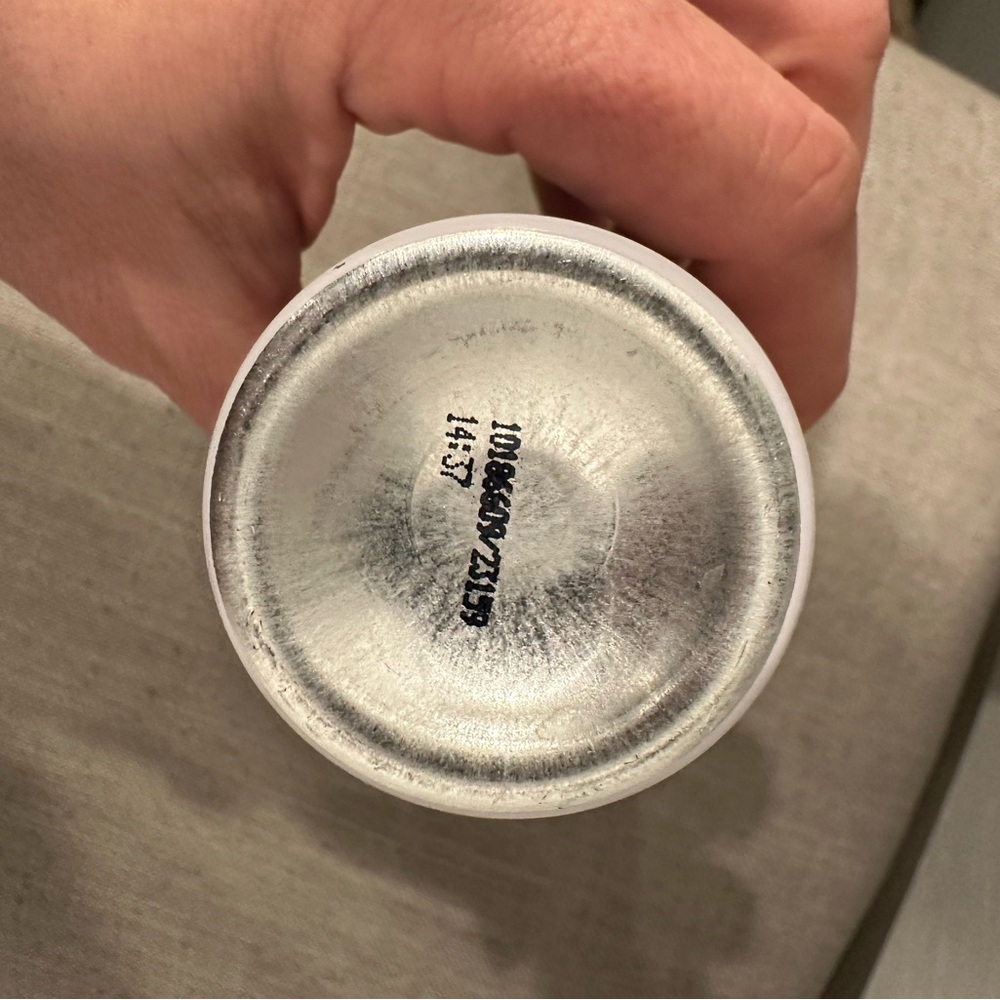 Fekkai Sheer Dry Shampoo - Picture 4 of 4